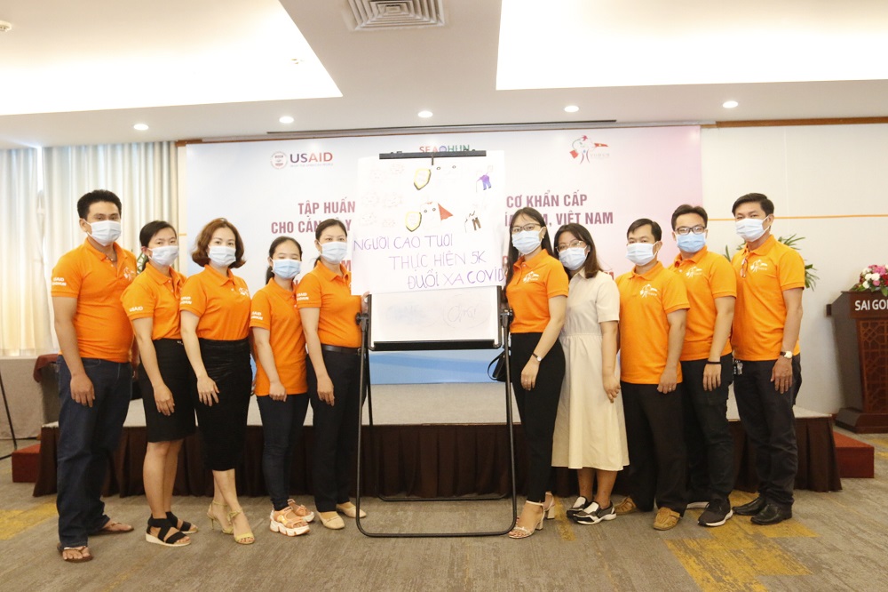 Hội thảo tập huấn về Truyền thông nguy cơ khẩn cấp cho Cán bộ y tế và Thú y các tỉnh phía Nam, Việt Nam 1